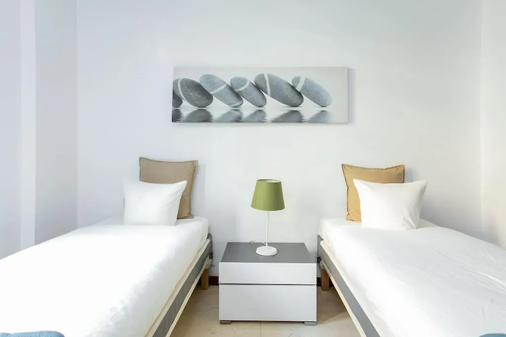 Canela Homes Barcelona Monumental 0*,  Espanha